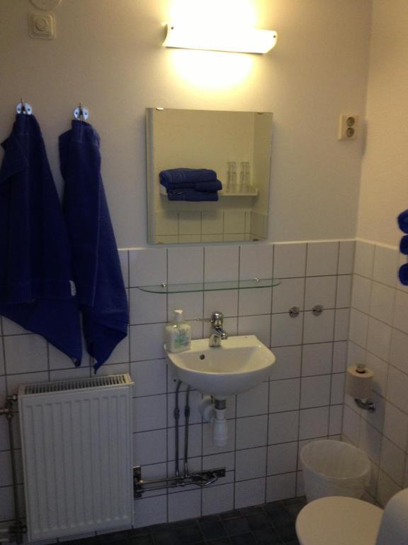 Blasingsborgs Gardshotell Pa Oesterlen Kivik Pokoj fotografie